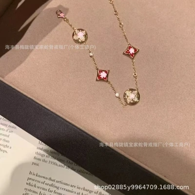 B-four-flower red agate bracelet purchasing quality