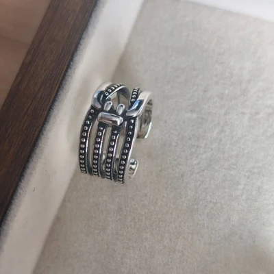 {39} knot cross ball ring (thai silver) no print