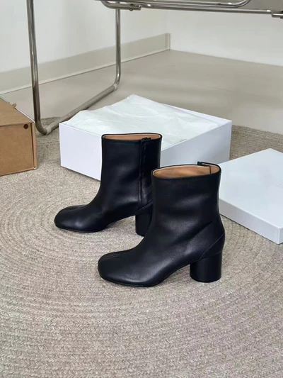 6cm heel black shoes