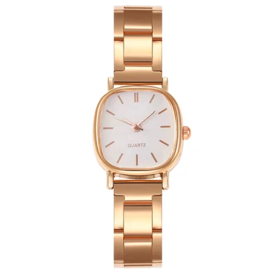 Strip nails—rose gold shell white surface rose gold strip nails