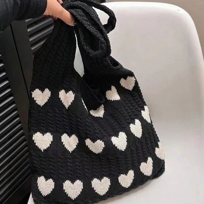 357—love bag black with white heart