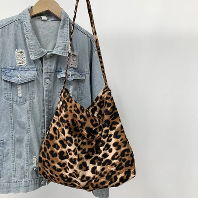 Retro brown large leopard print with zipper