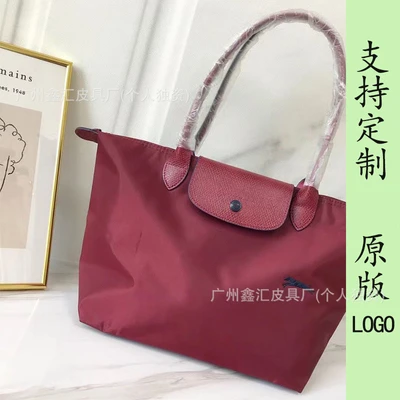 Anniversary wine red