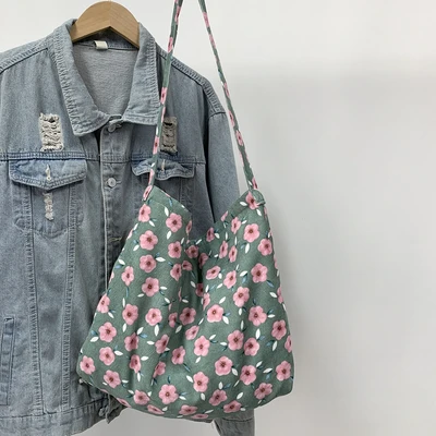Sakura one with zipper