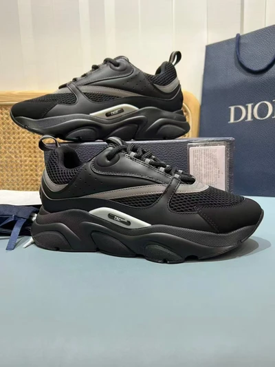 B22-black