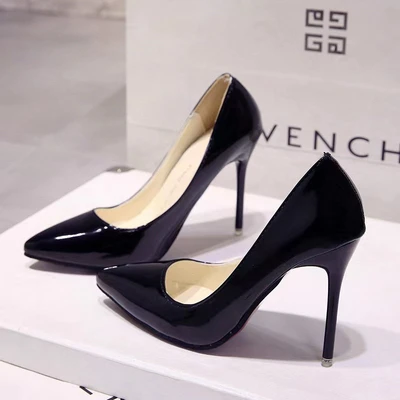 Black red bottom 10cm