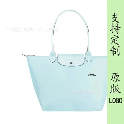 Anniversary cloud blue