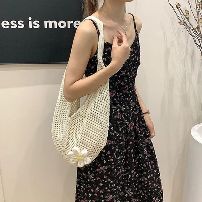 357—single rope mesh flower off-white