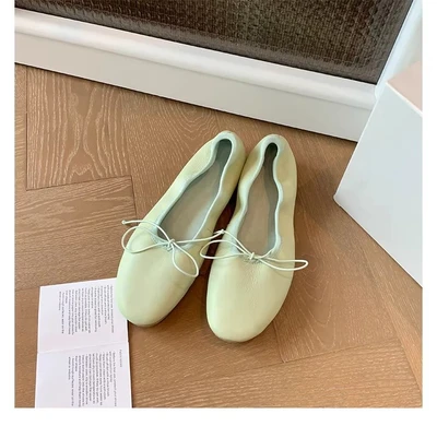 Milk green