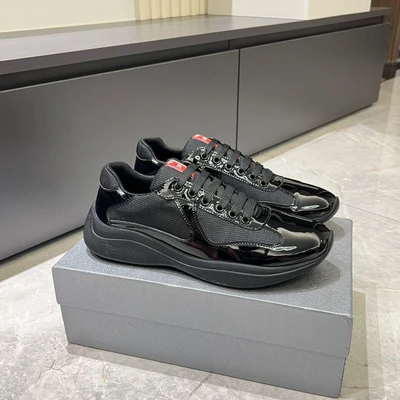 Black - patent leather