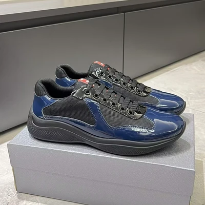 Black blue-patent leather