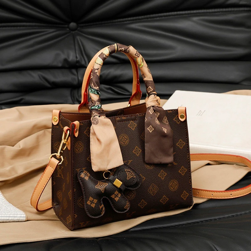 Cross-Border Retro Women's Handbag 2026 New Style Elegant Versatile Fashion Monogram Handbag Large Capacity Shoulder Crossbody Bag