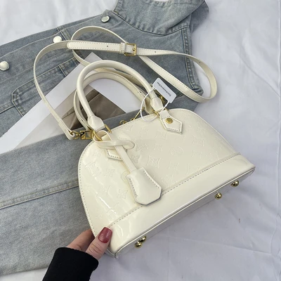 Large style-off-white