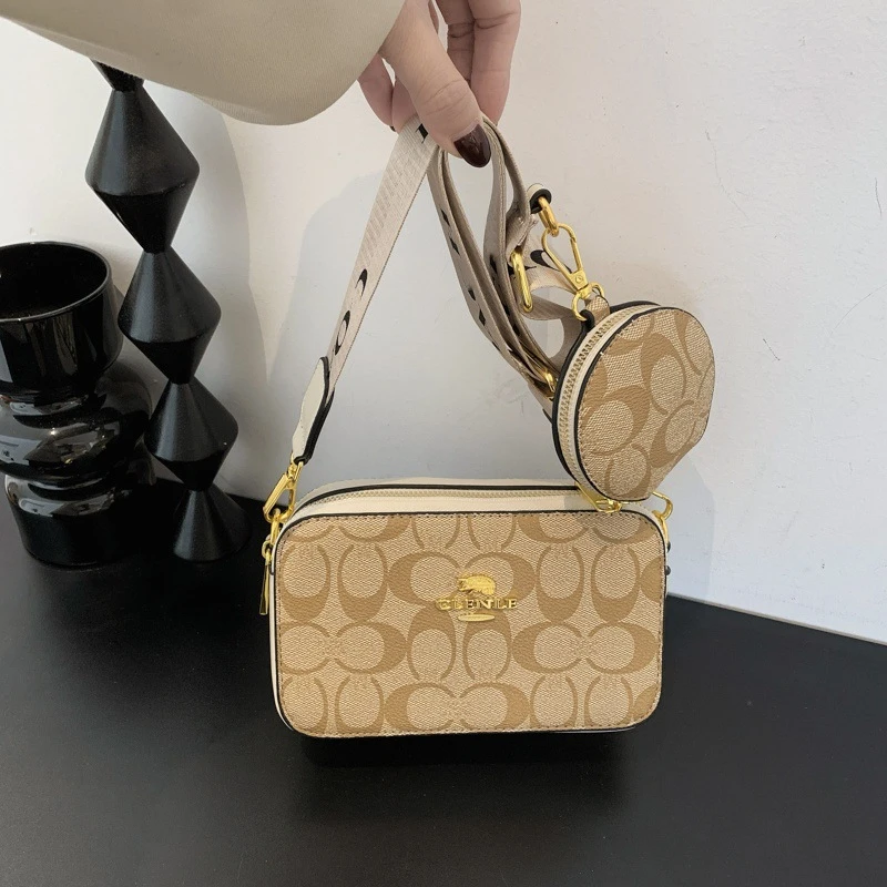 High-End Small Bag for Women 2026 Spring and Summer New Style Light Luxury Camera Bag Versatile Fashion Mobile Phone Bag Single Shoulder Crossbody Bag