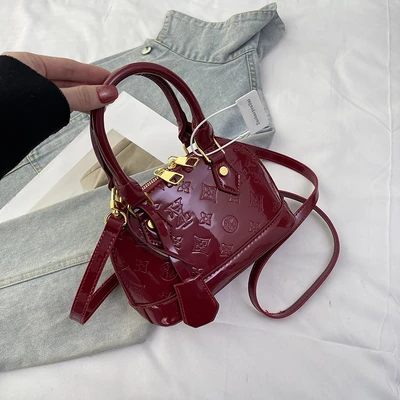 Small style-red