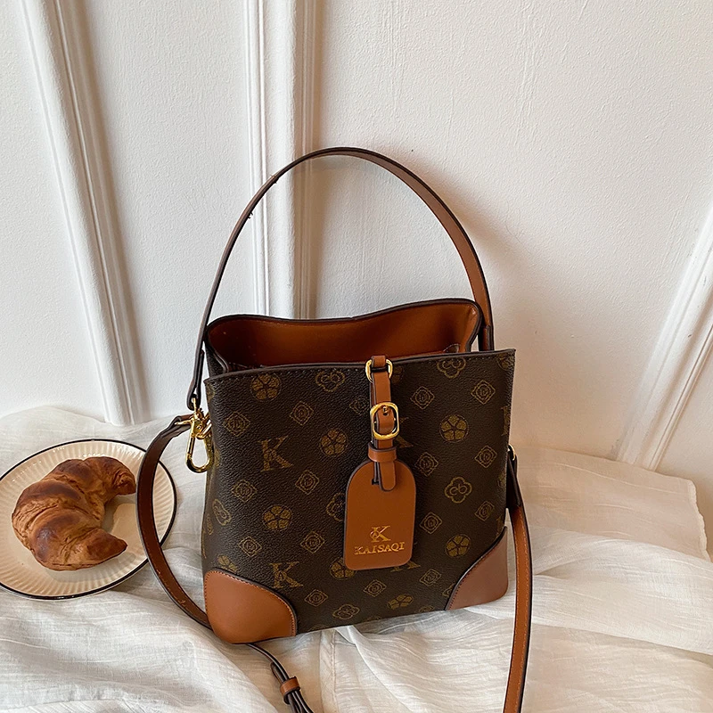High-Appearance-Value Small Bag for Women 2026 New Printed Bucket Bag Versatile Fashion Commuter Handbag Shoulder Crossbody Bag
