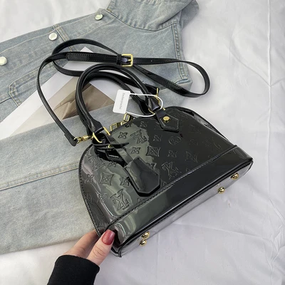 Large style-black