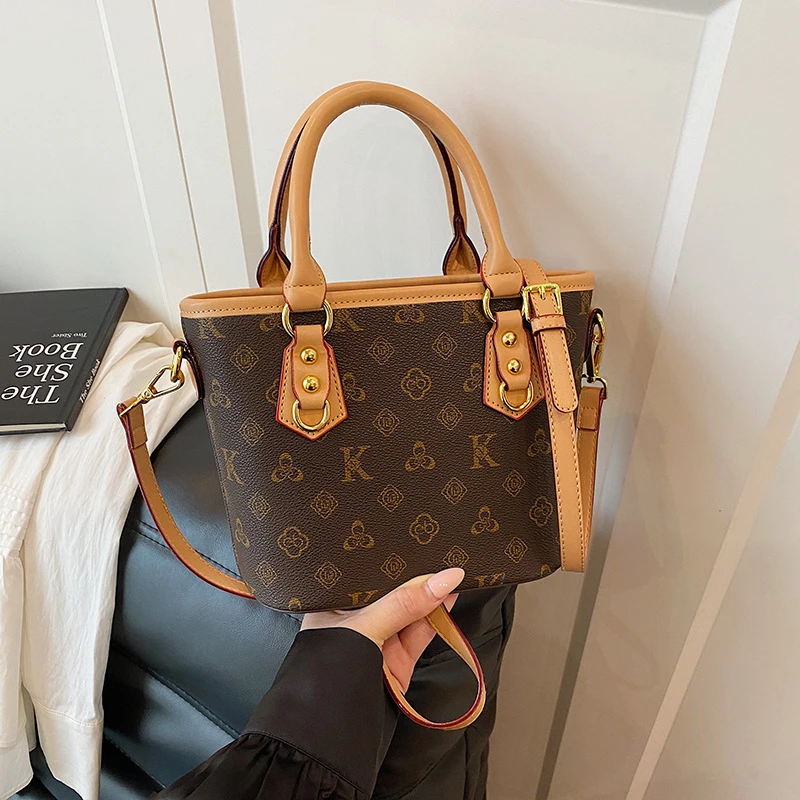 Cross-Border Women's High-End Bucket Bag 2026 New Style Elegant Retro Fashion Versatile Shoulder Crossbody Bag Women's Bag