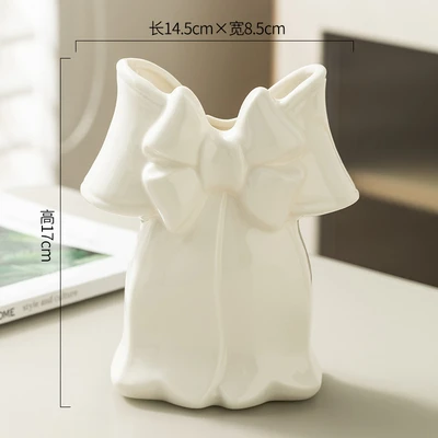 White ● Countertop bow vase