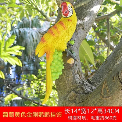 Grape gold corundum parrot pendant