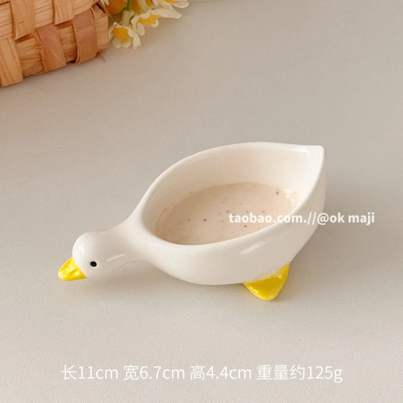 Cute Ceramic Dipping Sauce Dish, Ins-Style Small Dish for Home Use, Seasoning Dish, Dipping Sauce Dish, Salad Dressing and Vinegar Dish