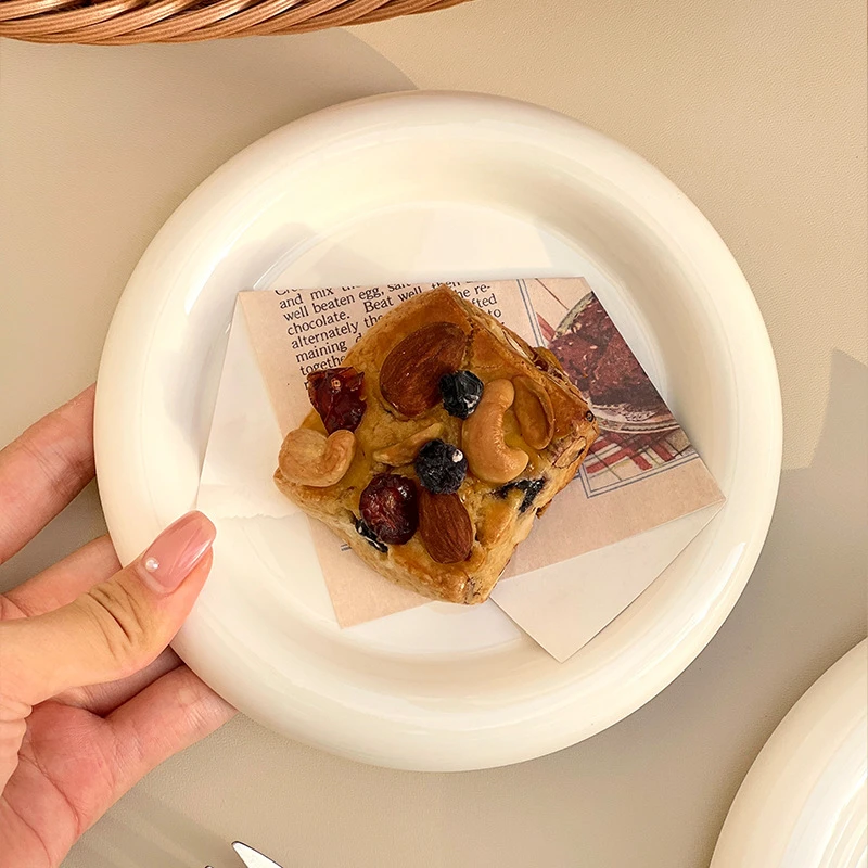 Casual Style Ceramic Plate Internet Celebrity Chubby Tableware High-End Plate Bear Plate Breakfast Plate Cake Plate Dessert Plate