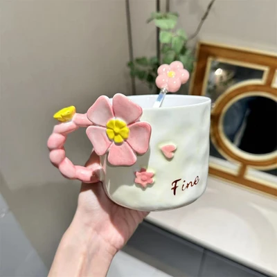 (contrast color) pink flower cup + flower spoon