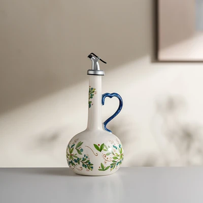 Heart-shaped handle, olive green, single bottle