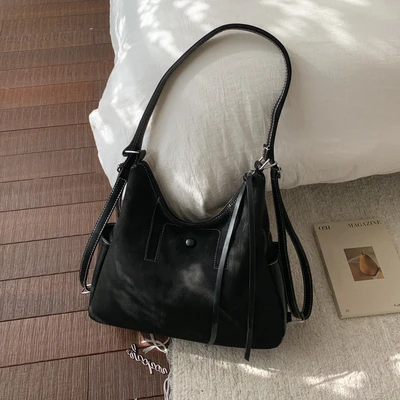 Black without accessories