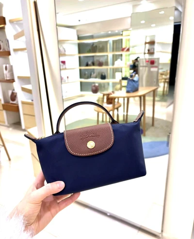 Classic navy blue (with shoulder strap)