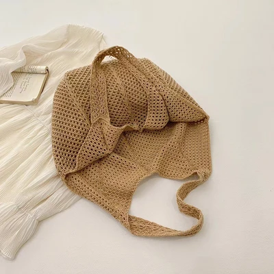 Solid color knitted bag-khaki