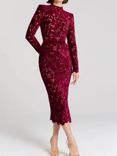 Wine red
