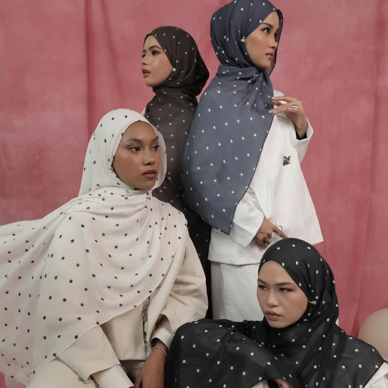 Cotton Polka Dot Print Women's Long Scarf Shawl, Classic and Fashionable Versatile Women's Headscarf
