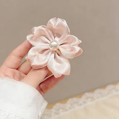 Ribbon cherry blossom beads