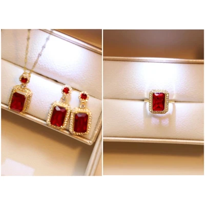 Red three-piece set