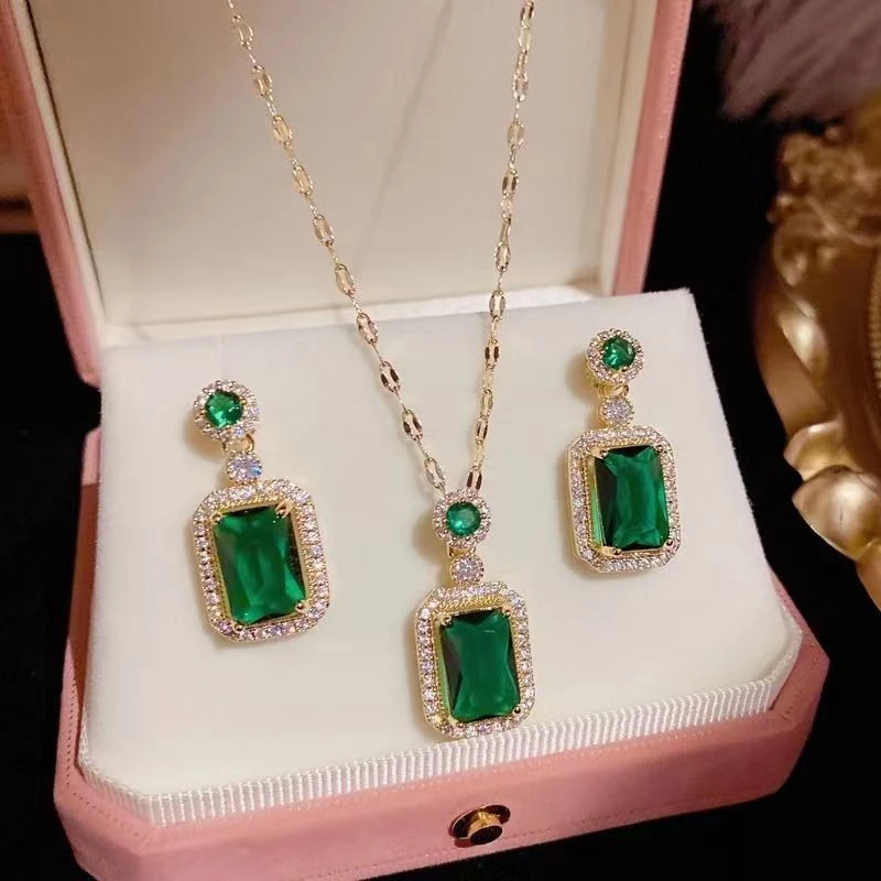 Light Luxury All-match Necklace Suit