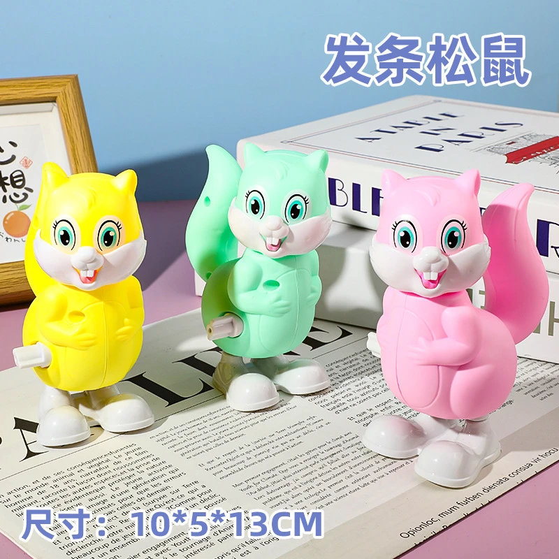 Children's Wind-Up Jumping Squirrel Animal Can Run and Jump When Wound Up, Small Toys for Infants and Toddlers at Night Market Wholesale