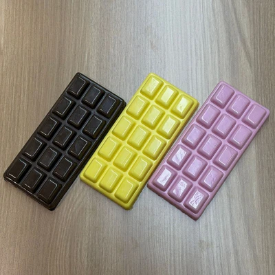 Chocolate squishy toy (color random)