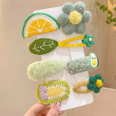 7 # Green avocado set (cardboard)