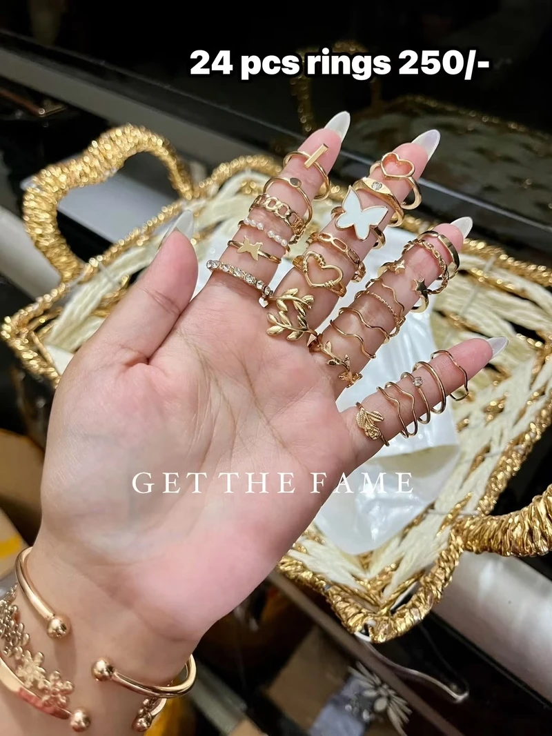 24 pcs Rings Set ✨💍