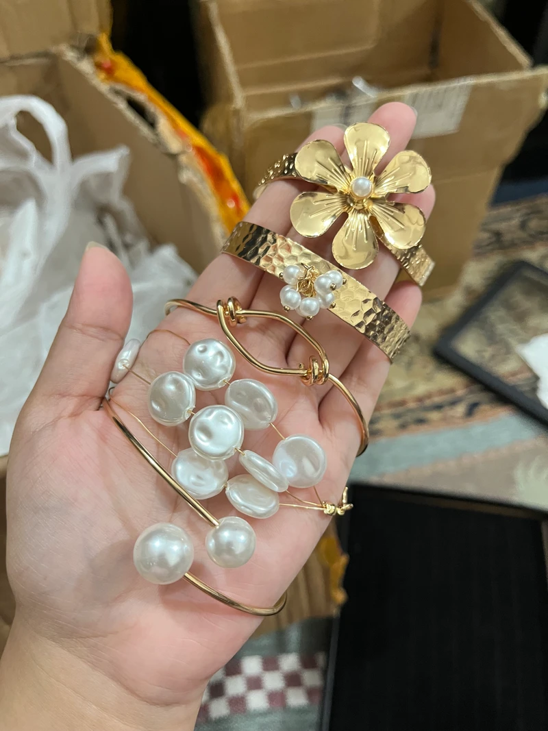 5 pcs Chunky Cuff Bracelet Set ✨