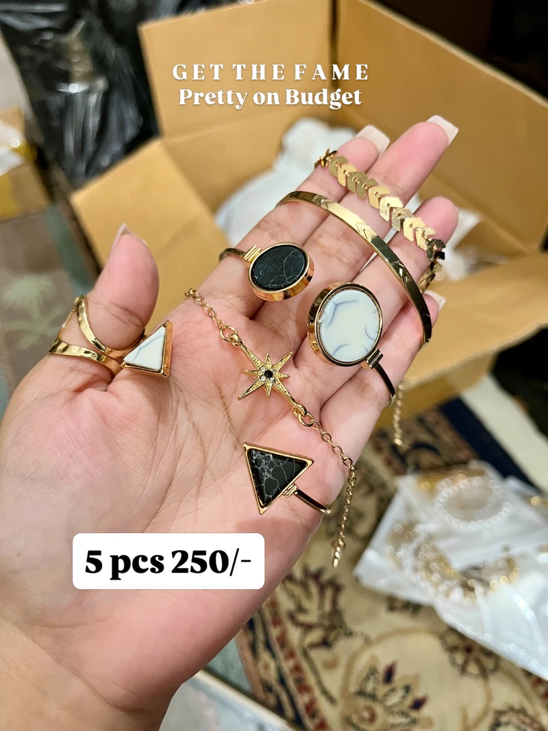 5 pcs Geometric Bracelet Set ✨