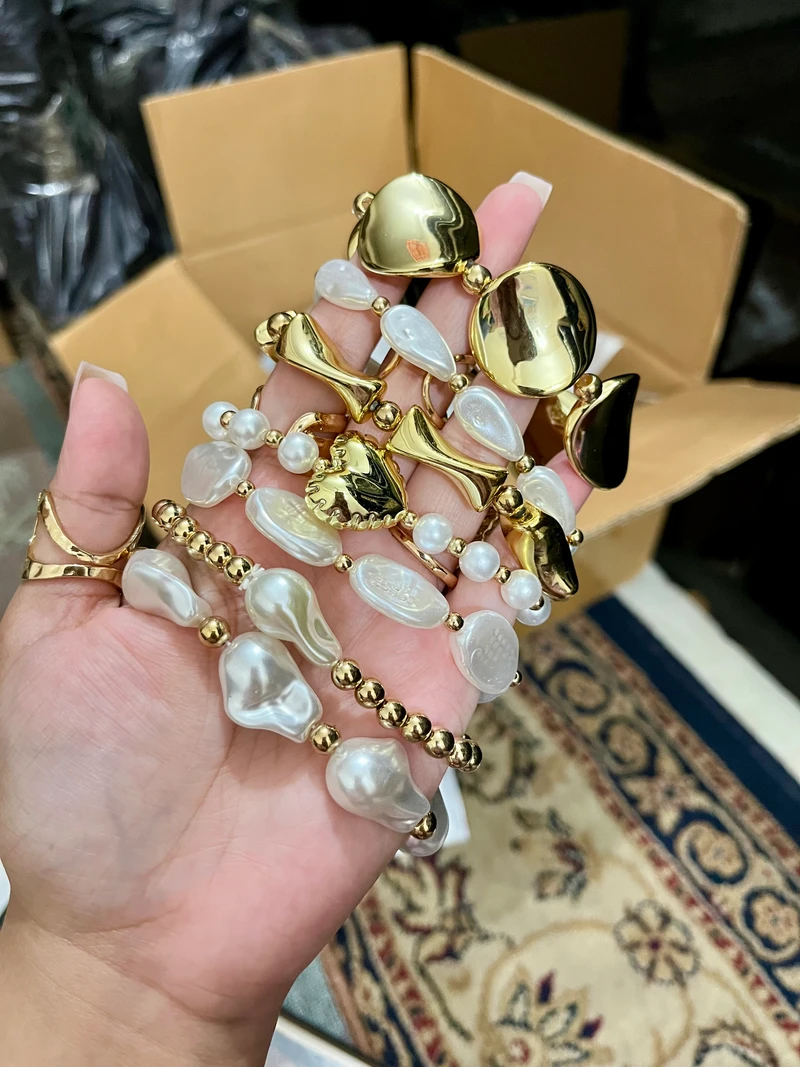 7 pcs Pearl Stack Bracelet ✨🫶🏻