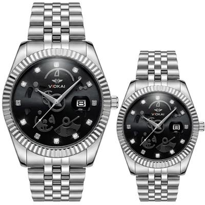 White case, black dial