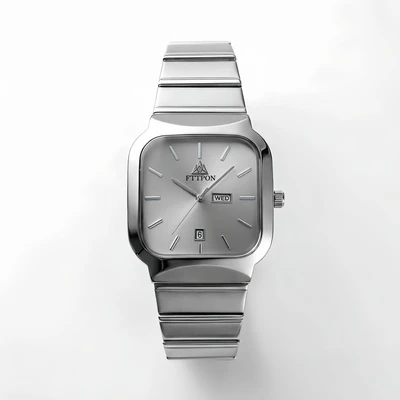 Silver-white gray dial