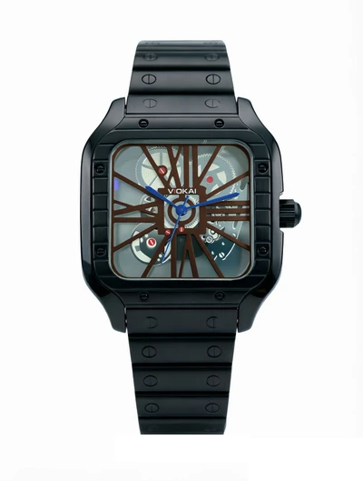 Black case, brown dial