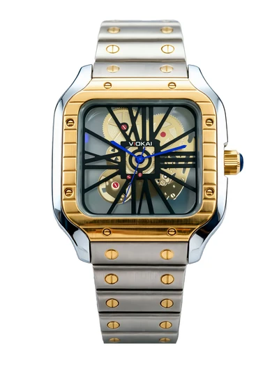 Two-tone case with black dial