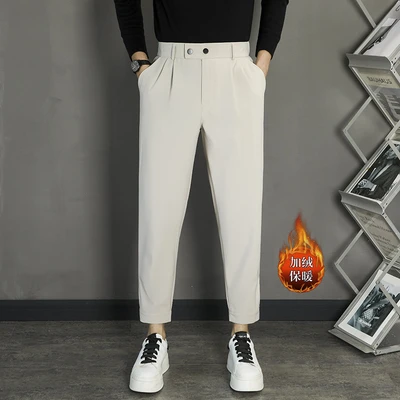 Khakis [fleece-lined paragraph]]