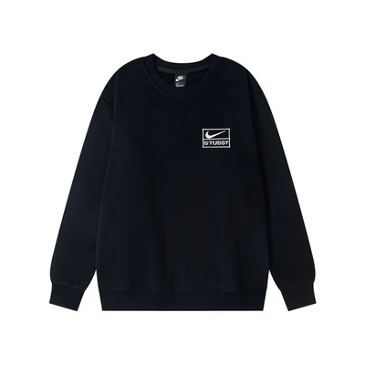 8904 black [embroidered and fleece-lined]
