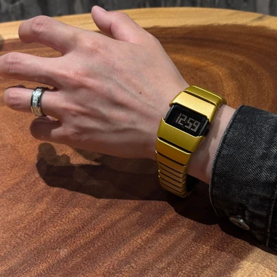 Special shaped electronic gold